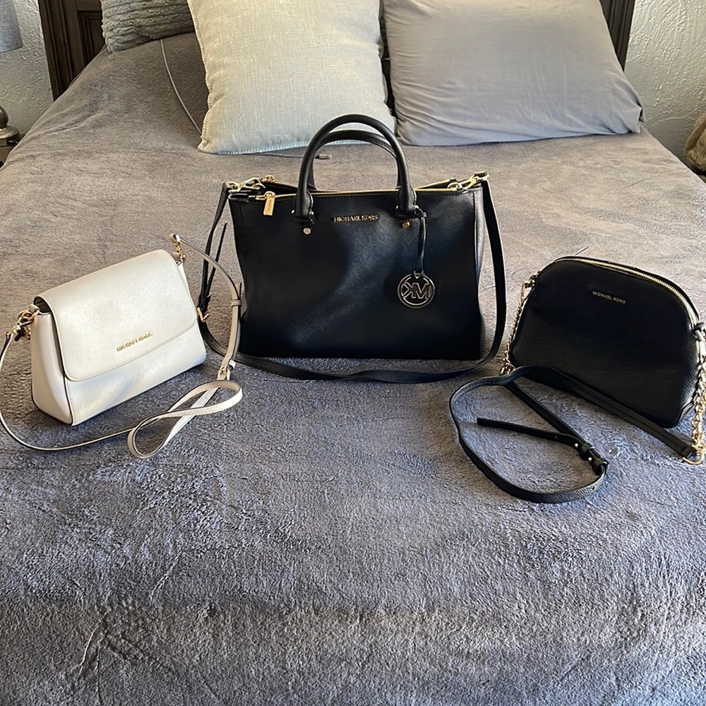 Micheal Kors purses (9)